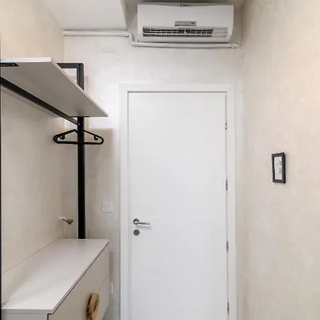 With Wifi - 21408 פולה